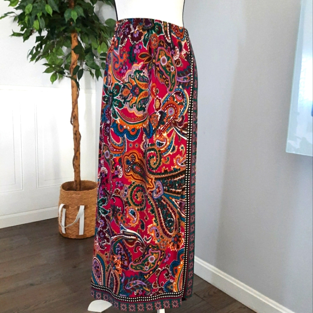 Coldwater Creek pull on paisley print maxi skirt L